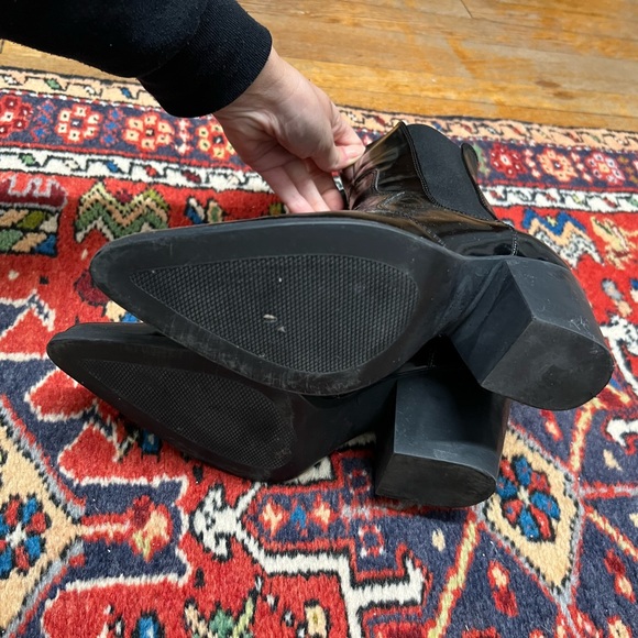 Parent booties - Picture 3 of 4